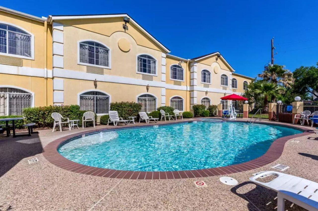 Quality Suites North Houston - Spring Westfield Exteriér fotografie