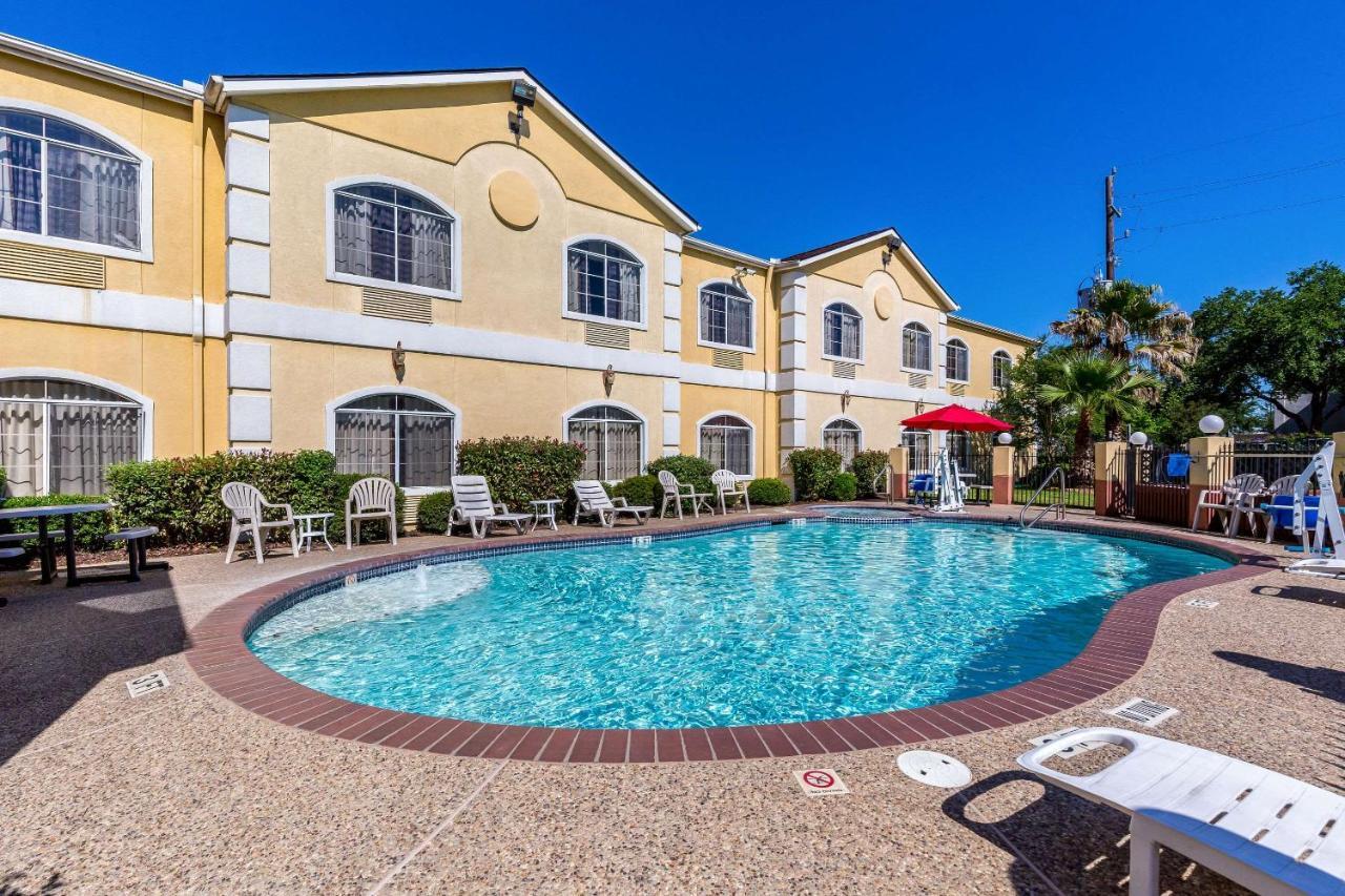 Quality Suites North Houston - Spring Westfield Exteriér fotografie